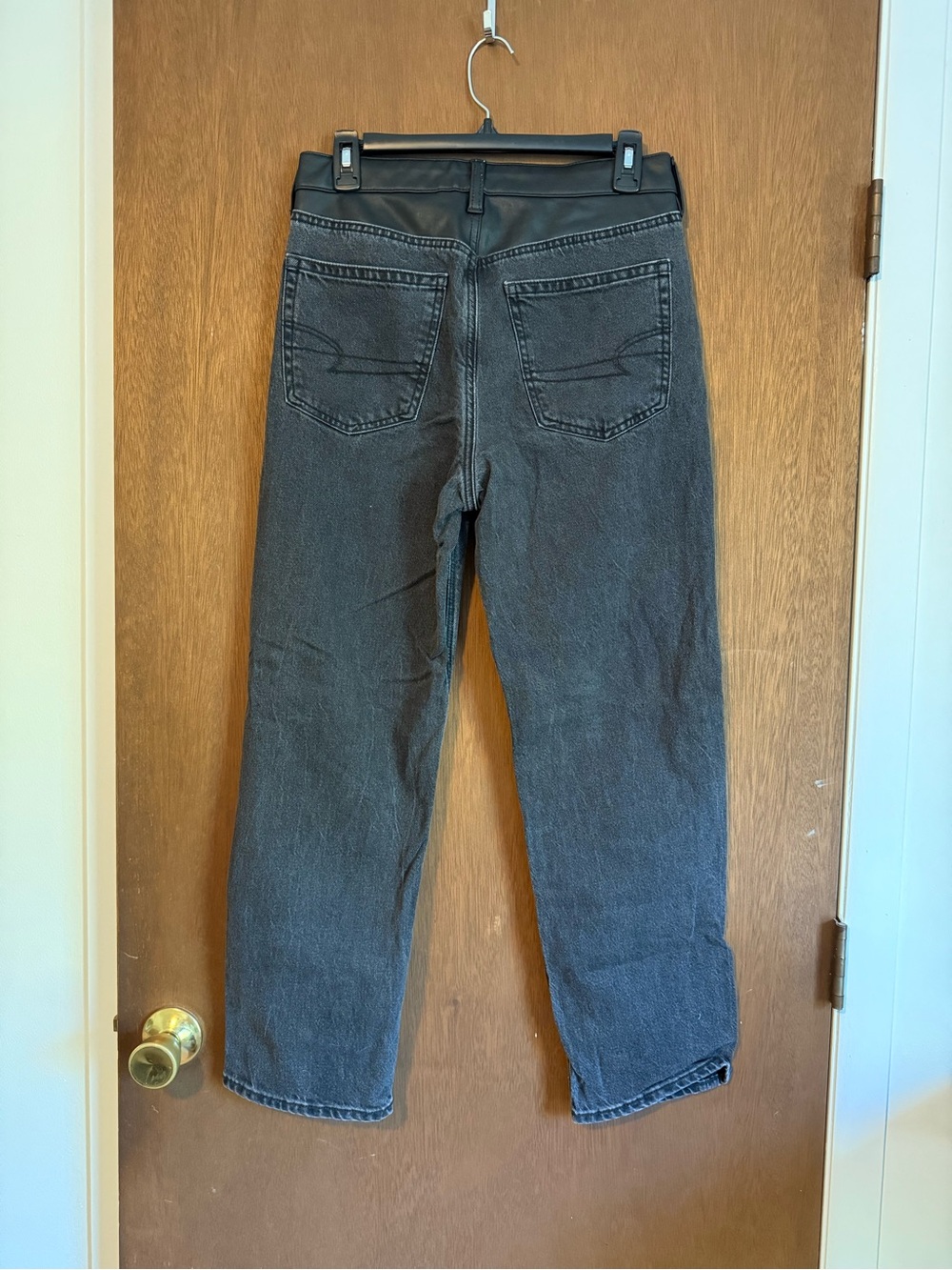 American Eagle Outfitters Black Ankle Straight-Leg Jeans